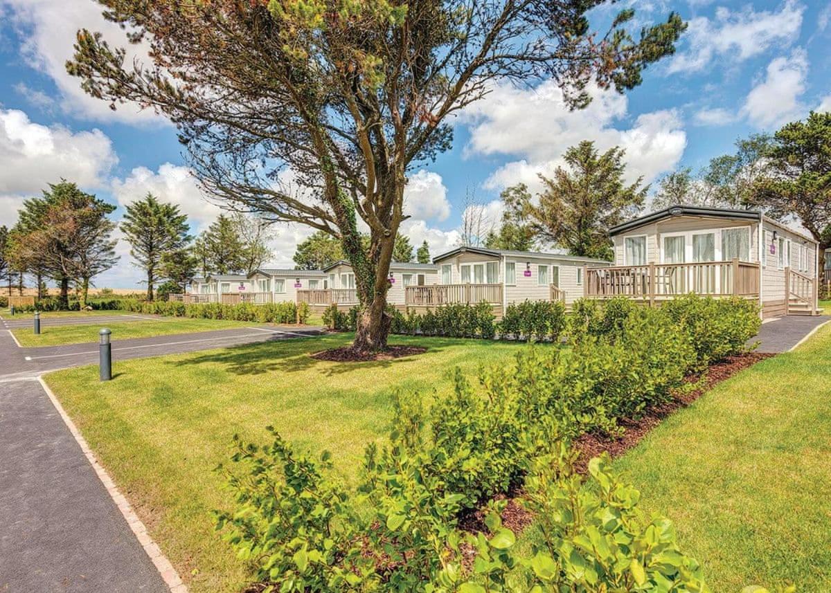 Piran Meadows Resort New Quay Kültér fotó