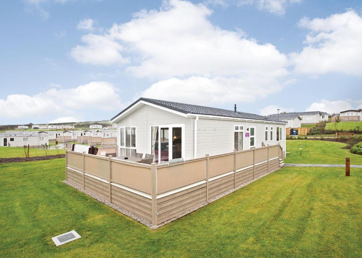 Piran Meadows Resort New Quay Kültér fotó