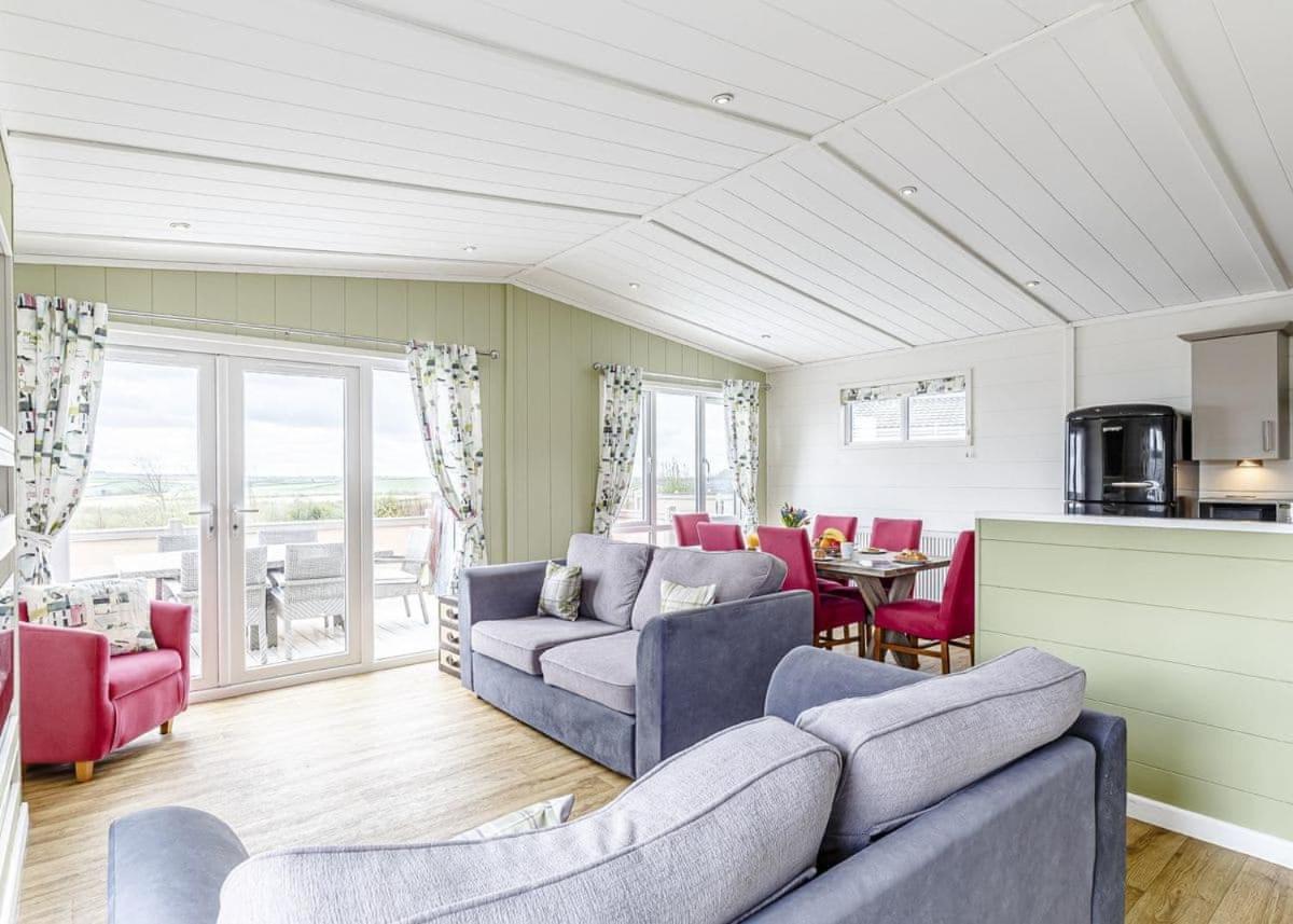 Piran Meadows Resort New Quay Kültér fotó